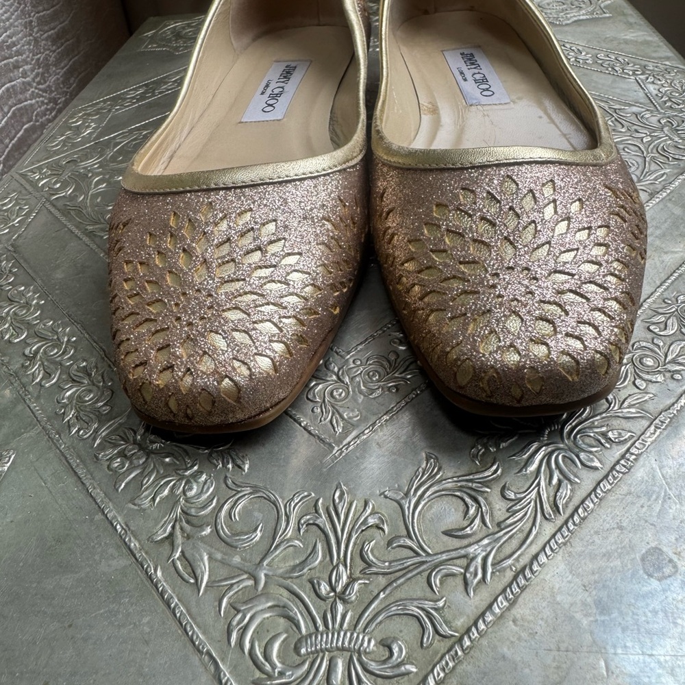 Jimmy Choo Metallic Gold Flats. - Picture 4 of 12